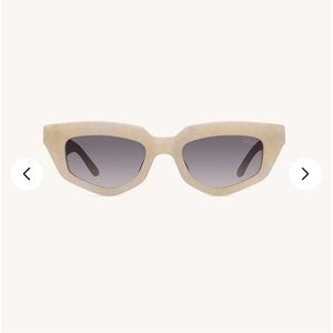 DEZI Sunglasses - Limestone